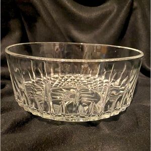 Vintage Arcoroc Glass Serving Bowl France Starburst Diamond Bevelled Design